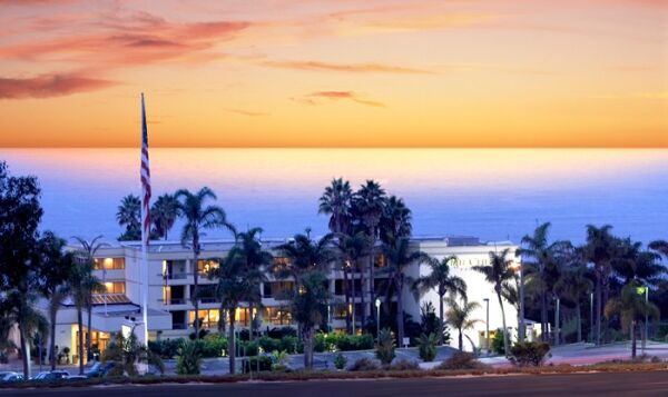The Cliffs Hotel And Spa ปิสโมบีช ภายนอก รูปภาพ